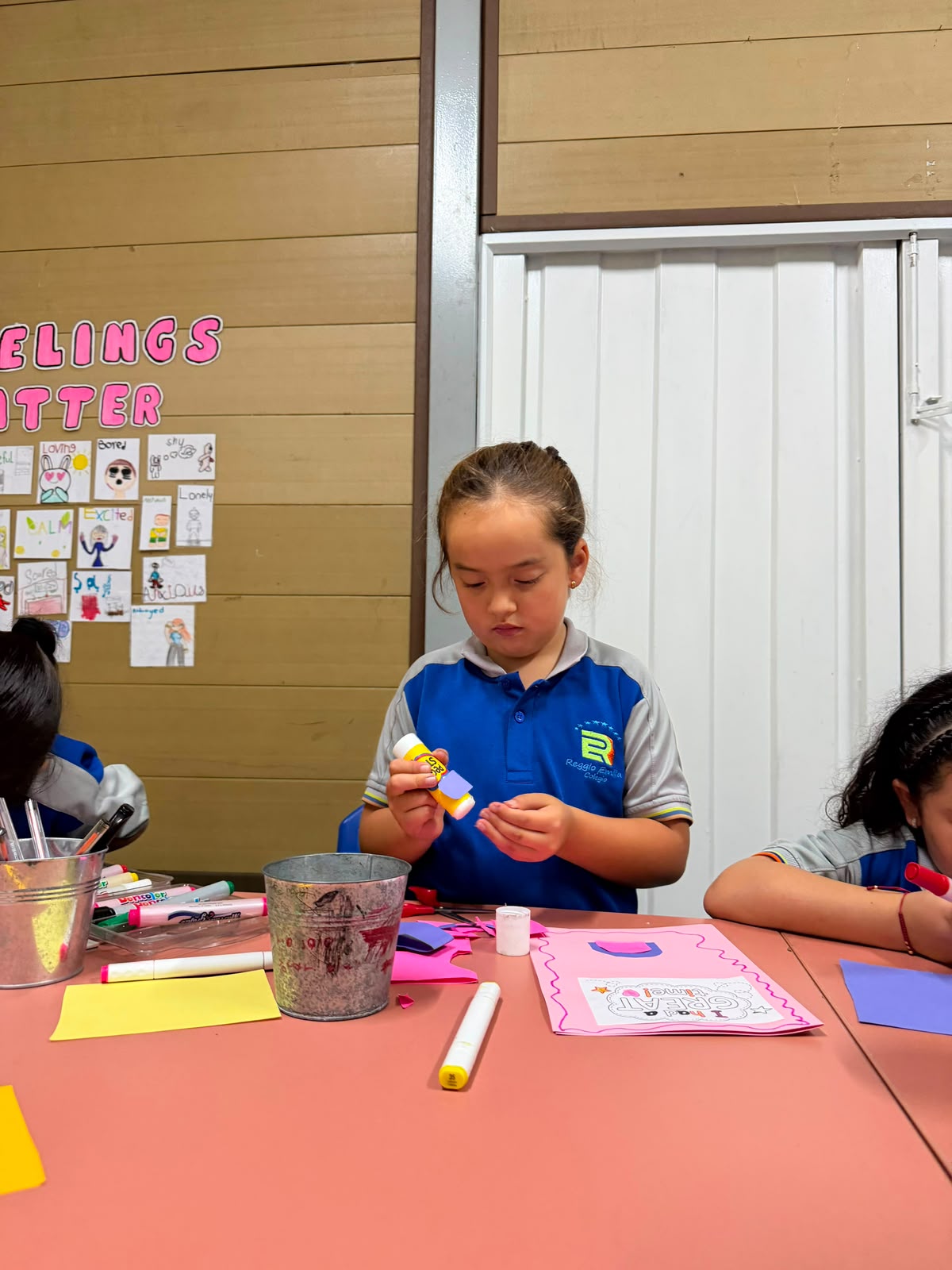 elaboracion-de-tarjeta-en-papel