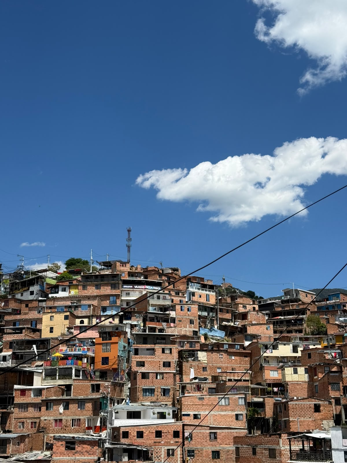 vista-panoramica-de-la-comuna-13